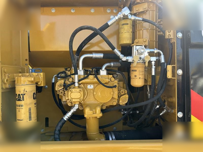 CATERPILLAR 323D - Bandgrävare: bild 5 CATERPILLAR 323D - Bandgrävare: bild 5