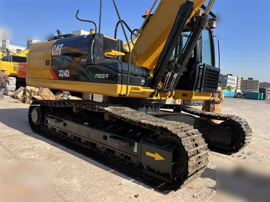 CATERPILLAR 324DL - Bandgrävare: bild 3 CATERPILLAR 324DL - Bandgrävare: bild 3