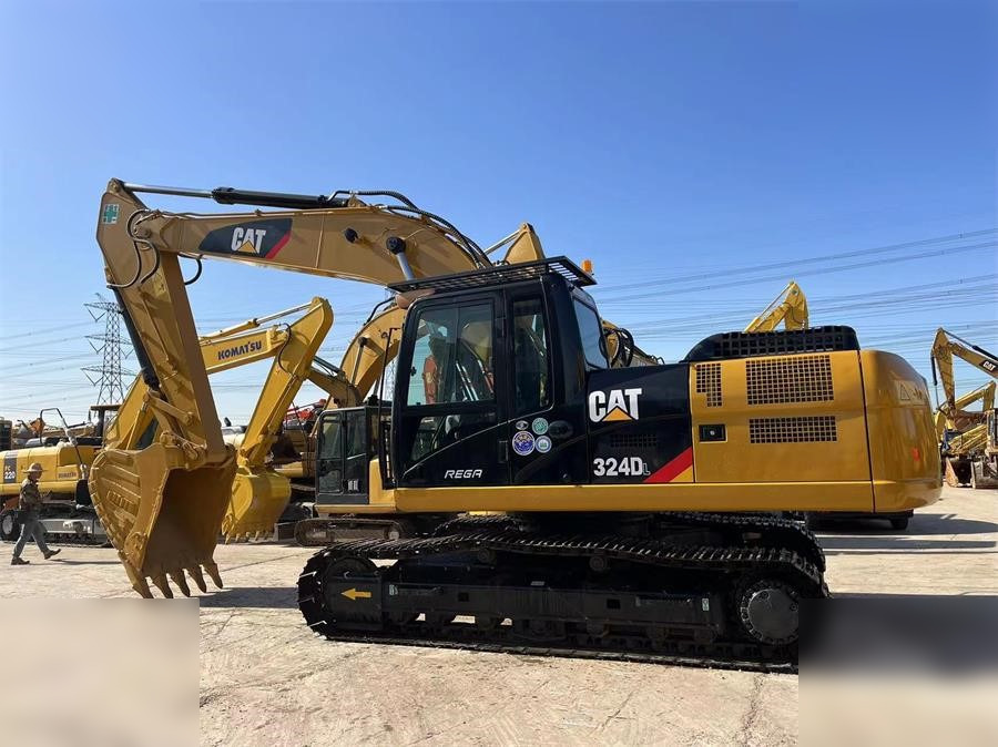 CATERPILLAR 324DL - Bandgrävare: bild 1 CATERPILLAR 324DL - Bandgrävare: bild 1