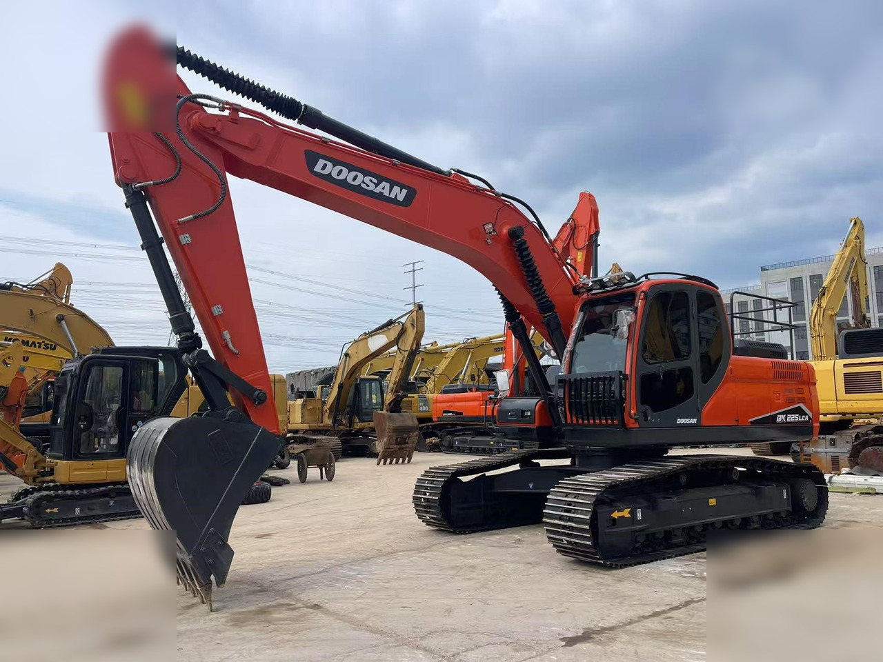 DOOSAN DX225 LC - Bandgrävare: bild 5 DOOSAN DX225 LC - Bandgrävare: bild 5