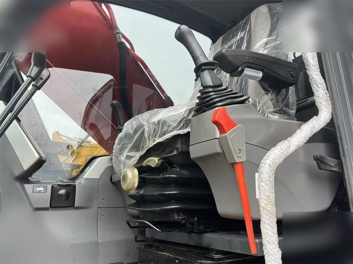 DOOSAN DX225 LCA - Bandgrävare: bild 5 DOOSAN DX225 LCA - Bandgrävare: bild 5