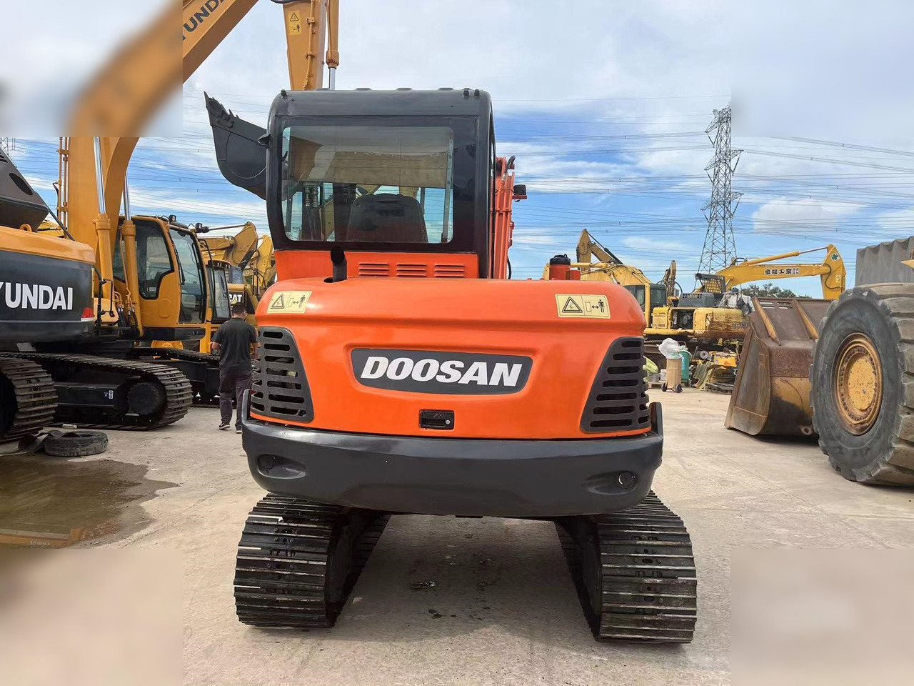 DOOSAN DX60-9C - Bandgrävare: bild 4 DOOSAN DX60-9C - Bandgrävare: bild 4