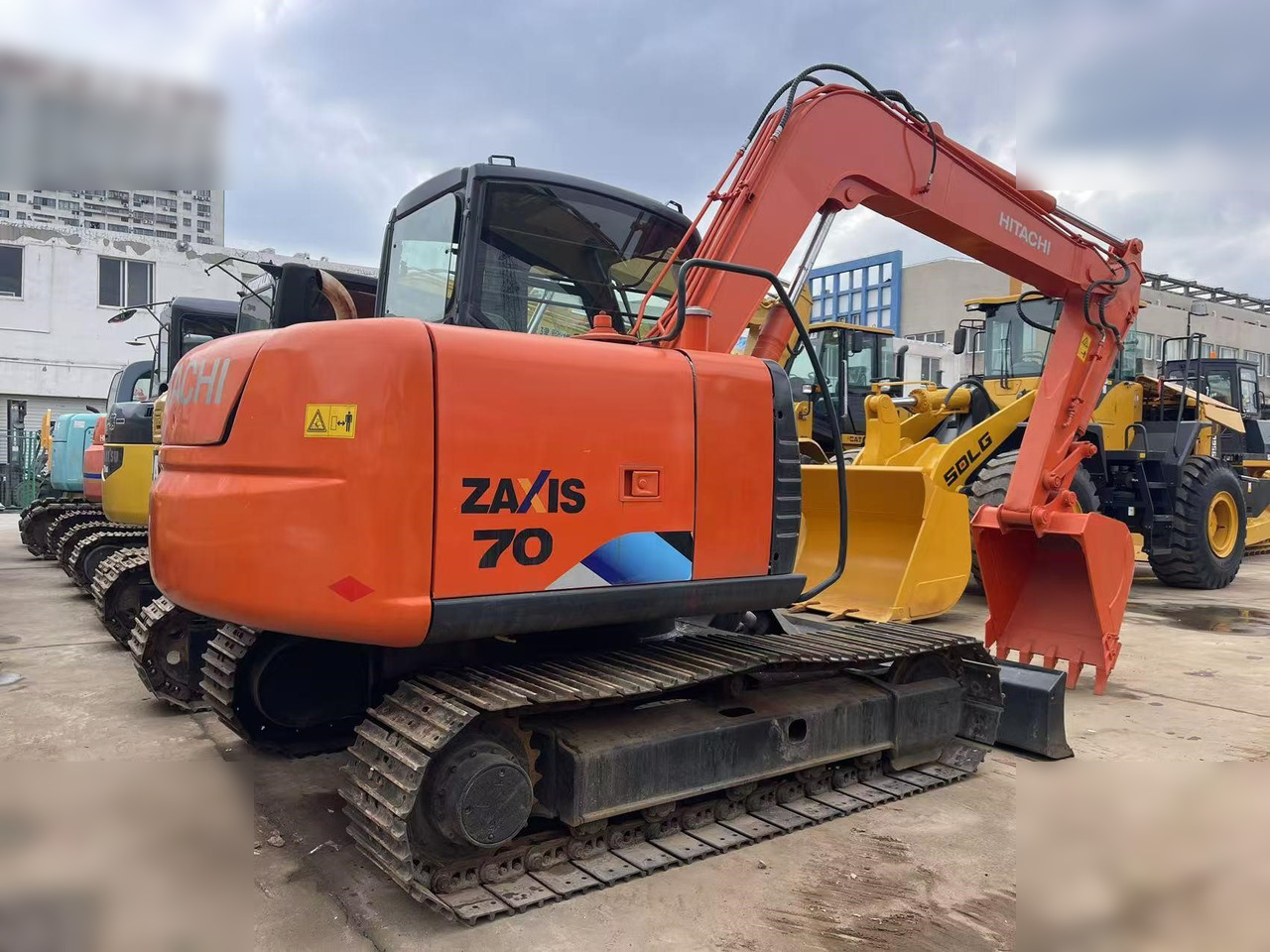 HITACHI ZX70-5G - Bandgrävare: bild 4 HITACHI ZX70-5G - Bandgrävare: bild 4