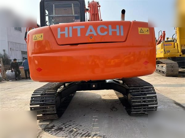 HITACHI ZX70 - Bandgrävare: bild 4 HITACHI ZX70 - Bandgrävare: bild 4