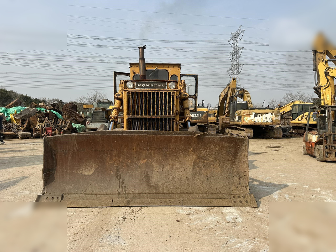 KOMATSU D85-18 - Bulldozer: bild 3 KOMATSU D85-18 - Bulldozer: bild 3