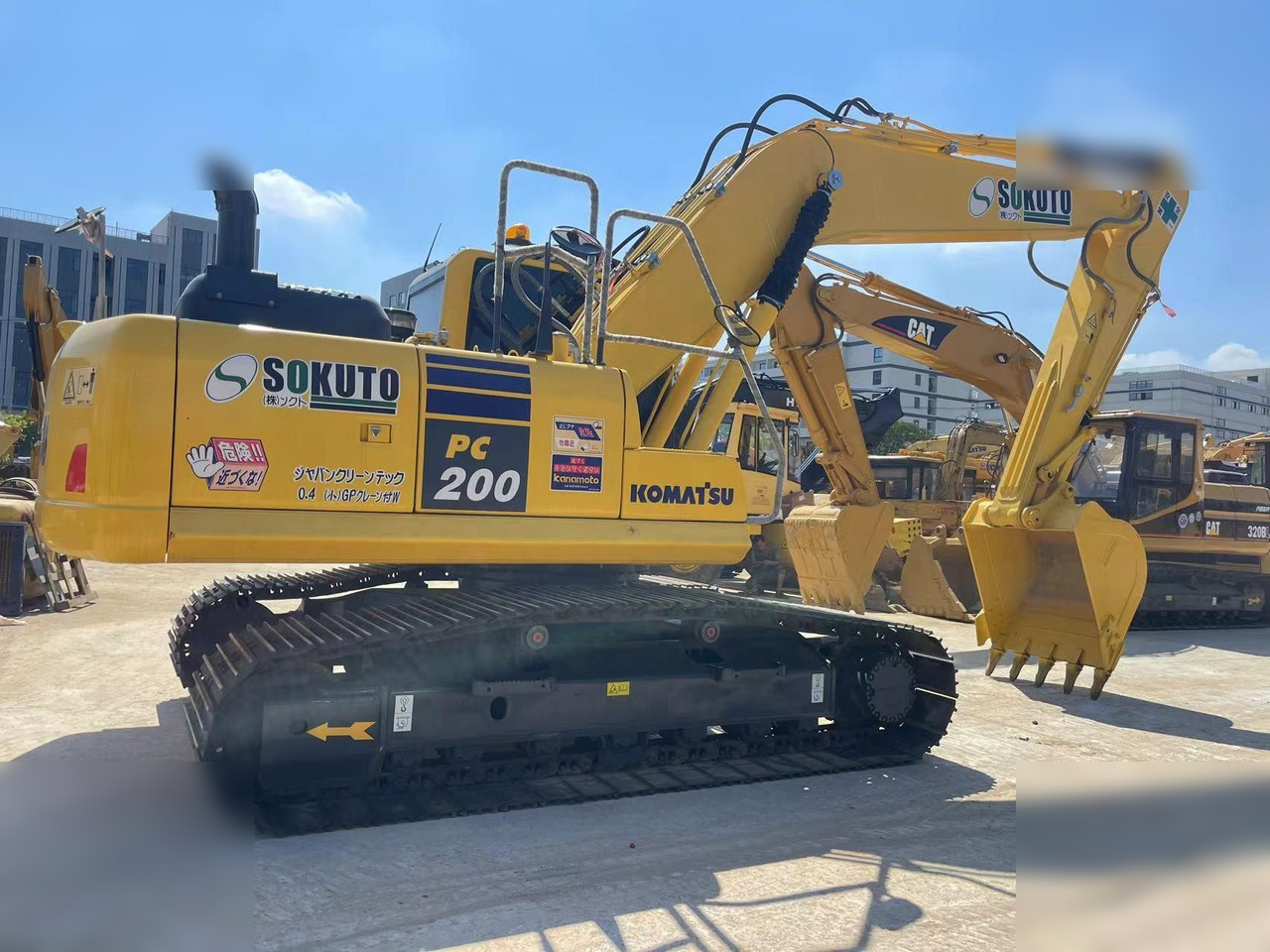 KOMATSU PC200-8 - Bandgrävare: bild 3 KOMATSU PC200-8 - Bandgrävare: bild 3