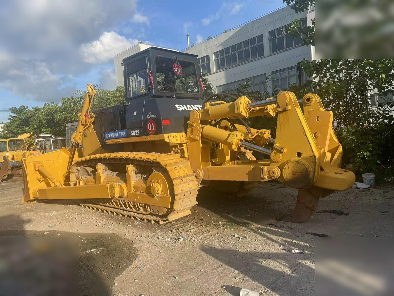 SHANTUI SD32 - Bulldozer: bild 1 SHANTUI SD32 - Bulldozer: bild 1