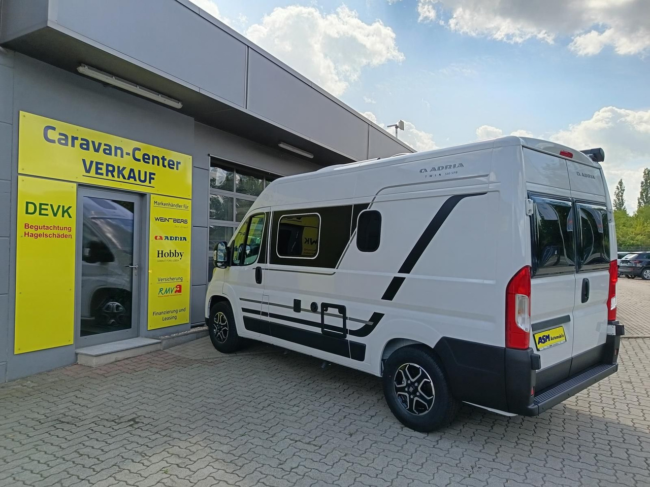 Adria Twin ALL-IN 540 SP*AUTOMATIK*SAFETY*STYLE*SOFORT - Campingbil: bild 5 Adria Twin ALL-IN 540 SP*AUTOMATIK*SAFETY*STYLE*SOFORT - Campingbil: bild 5