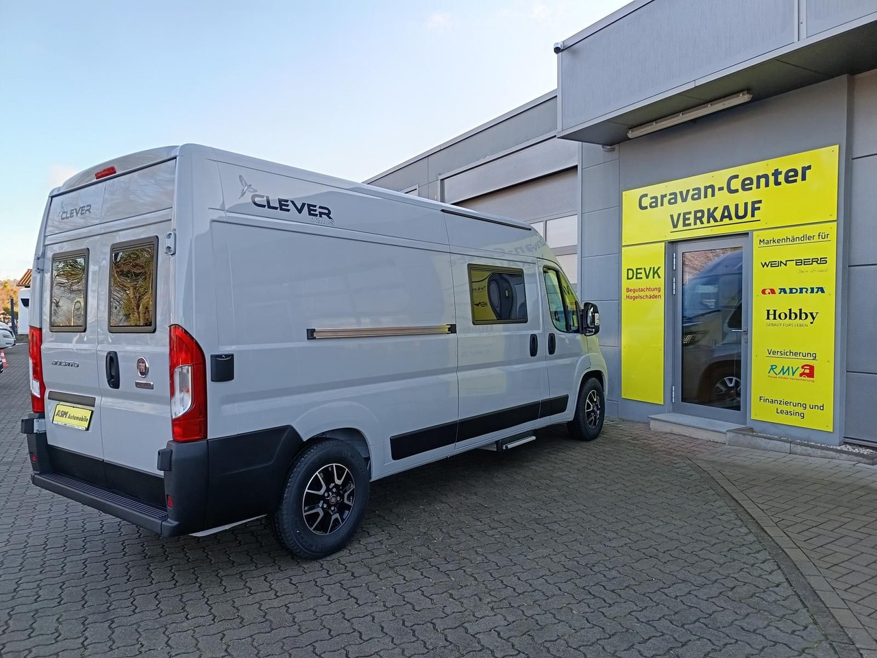 Clever Celebration 600 MJ24*AHK*MARKISE*ACC*R-KAM*RADIO - Campingbil: bild 5 Clever Celebration 600 MJ24*AHK*MARKISE*ACC*R-KAM*RADIO - Campingbil: bild 5