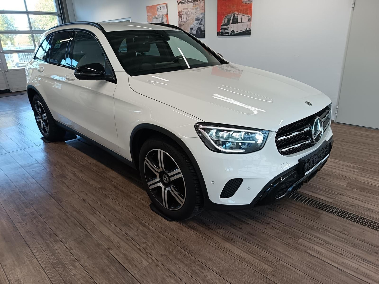 Mercedes-Benz GLC 220d AMG Line 4MATIC*AHK*NAVI*LED*R-KAM*DAB* - SUV: bild 3 Mercedes-Benz GLC 220d AMG Line 4MATIC*AHK*NAVI*LED*R-KAM*DAB* - SUV: bild 3