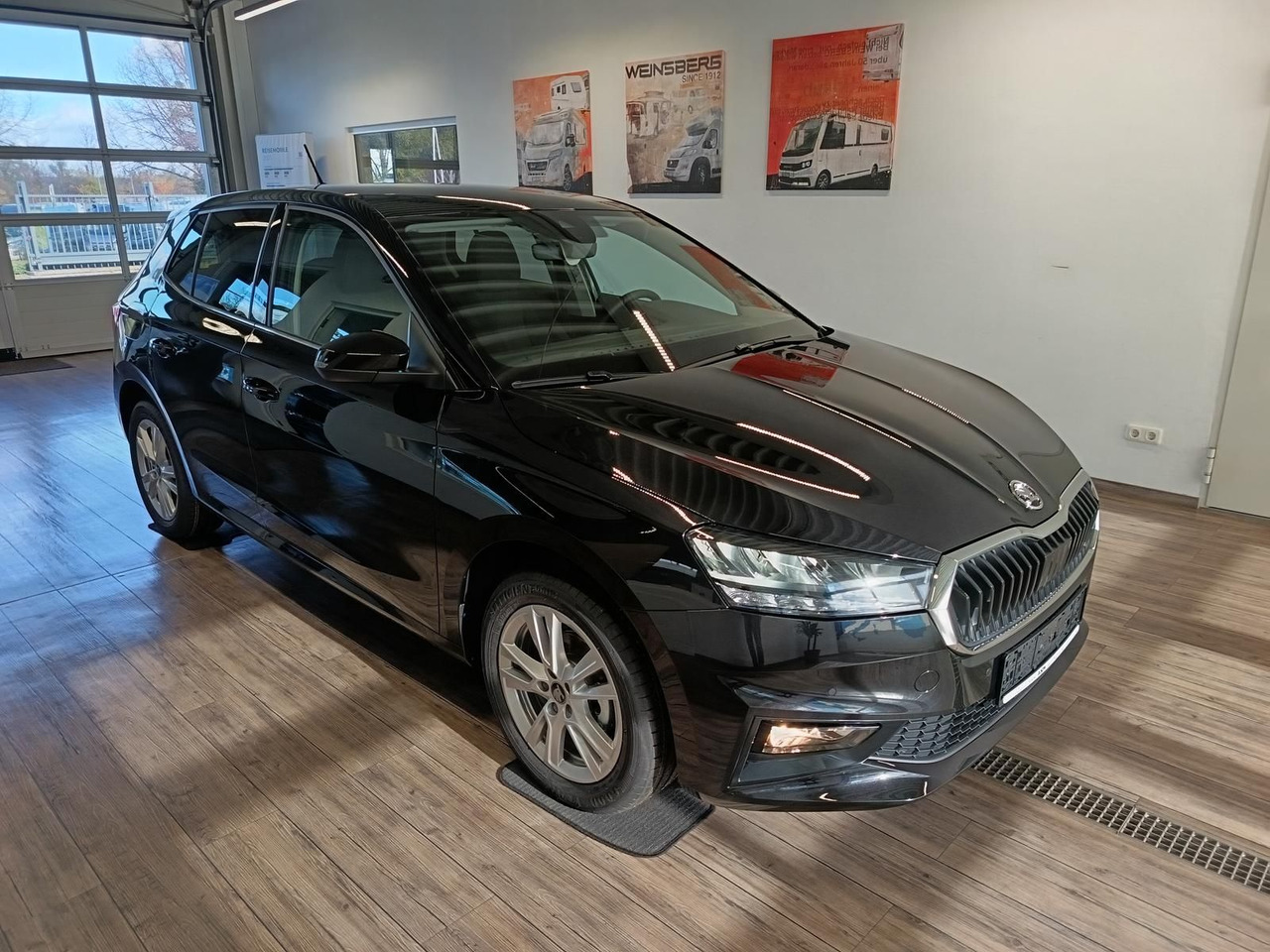 Skoda Fabia 130 Jahre 1,0 TSI*AHK-VORBER.*5J.GARANTIE* - Sedan: bild 3 Skoda Fabia 130 Jahre 1,0 TSI*AHK-VORBER.*5J.GARANTIE* - Sedan: bild 3