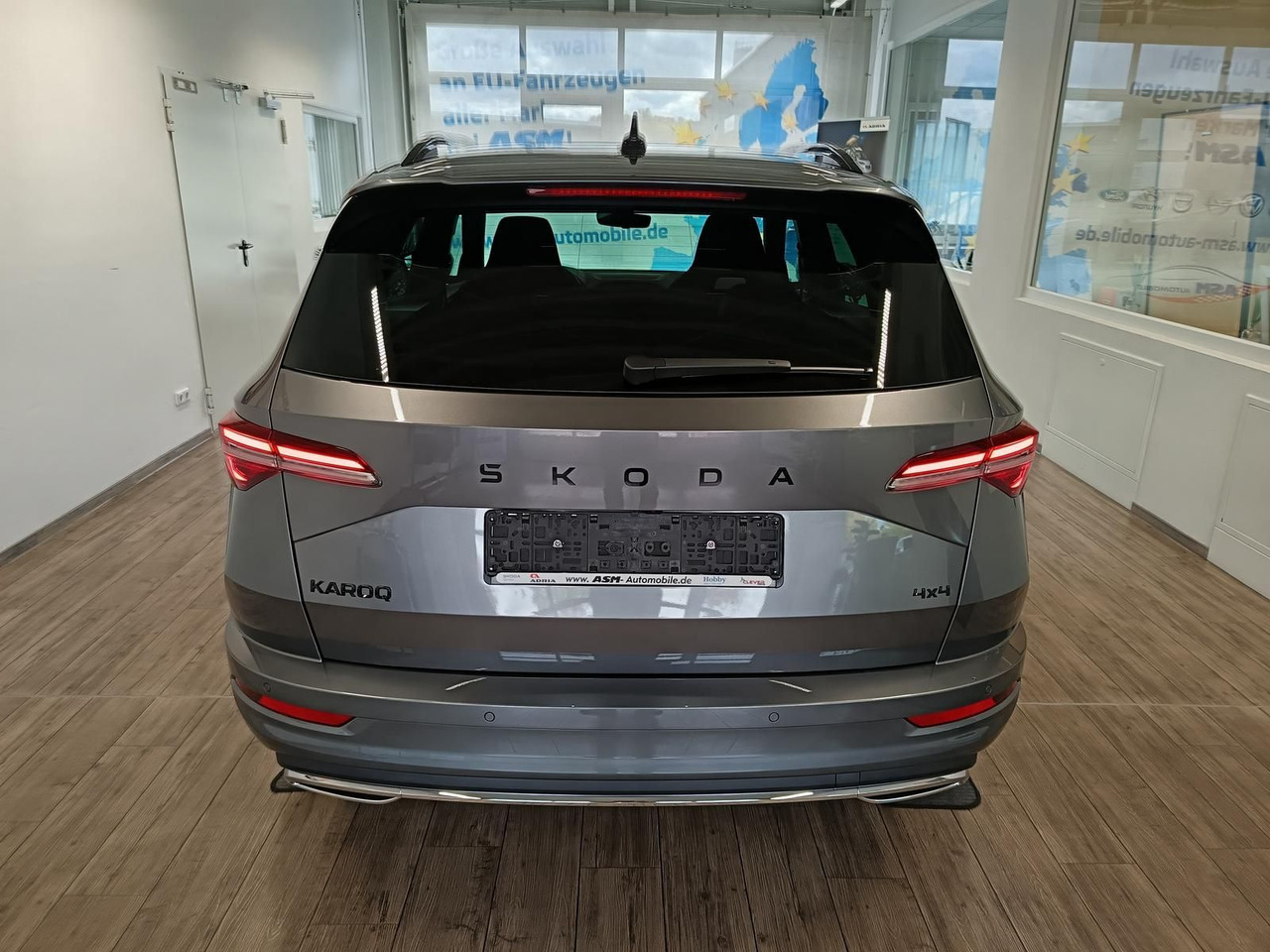 Skoda Karoq Sportline 2,0 TDI 4x4*AHK*PSD*STD.HZG*DCC* - SUV: bild 5 Skoda Karoq Sportline 2,0 TDI 4x4*AHK*PSD*STD.HZG*DCC* - SUV: bild 5