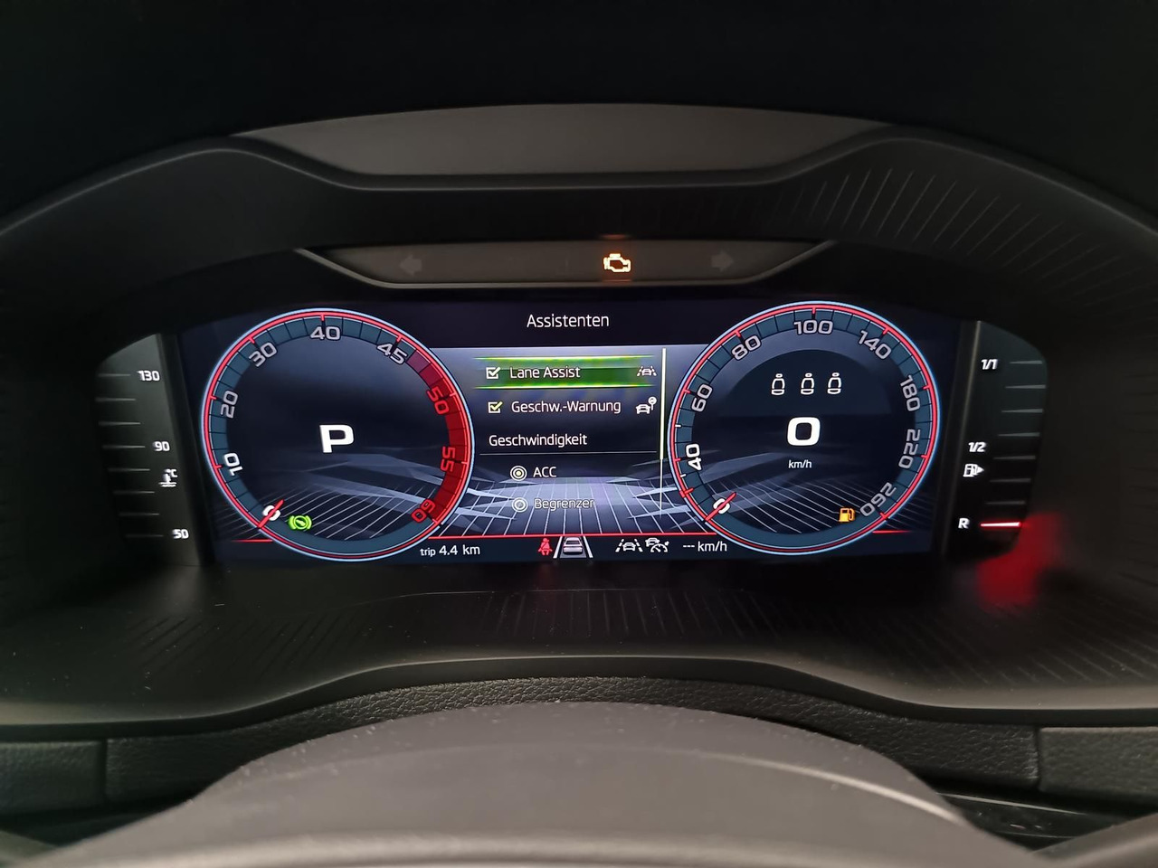 SUV Skoda Karoq Sportline 2,0 TDI DSG 4x4*AHK*PSD*STD.HZG*: bild 9 SUV Skoda Karoq Sportline 2,0 TDI DSG 4x4*AHK*PSD*STD.HZG*: bild 9