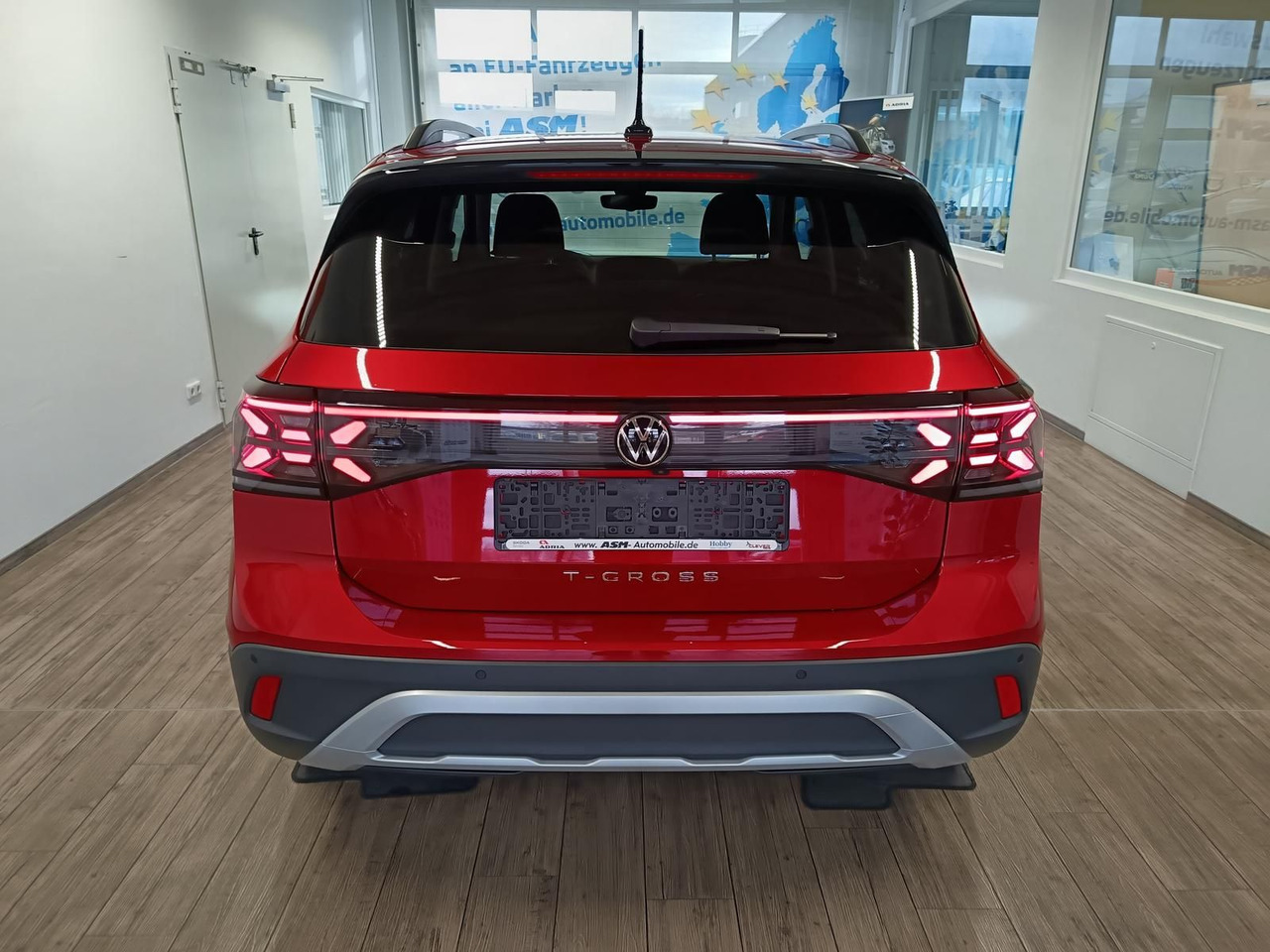 Volkswagen T-Cross Life 1.5 TSI DSG*AHK*MATRIX LED*ACC*SHZ* - SUV: bild 5 Volkswagen T-Cross Life 1.5 TSI DSG*AHK*MATRIX LED*ACC*SHZ* - SUV: bild 5