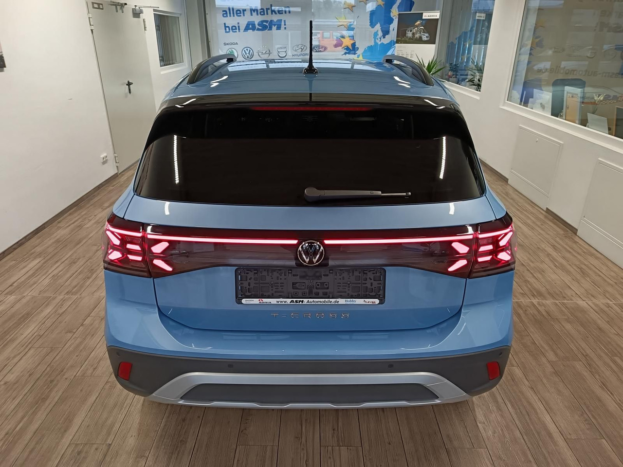 Volkswagen T-Cross Life 1.5 TSI DSG*AHK*MATRIX LED*ACC*SHZ* - SUV: bild 5 Volkswagen T-Cross Life 1.5 TSI DSG*AHK*MATRIX LED*ACC*SHZ* - SUV: bild 5