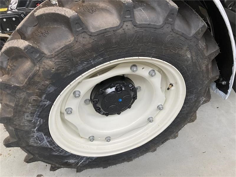 Alliance Farm Pro II 11.2R24 - 280/85R24 - Däck för Lantbruksmaskiner: bild 1 Alliance Farm Pro II 11.2R24 - 280/85R24 - Däck för Lantbruksmaskiner: bild 1