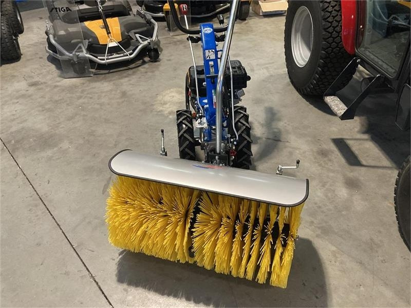 BCS 706 inkl. 80 cm fejemaskine - Kommunaltraktor: bild 2 BCS 706 inkl. 80 cm fejemaskine - Kommunaltraktor: bild 2