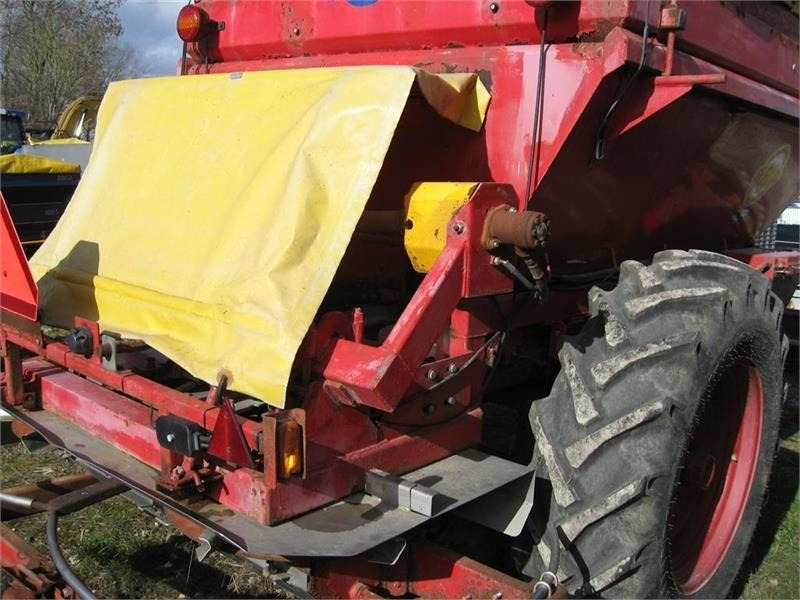 Bredal B 4 - Mineralgödselspridare: bild 3 Bredal B 4 - Mineralgödselspridare: bild 3