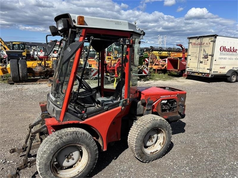 Carraro 3800 HST Superpark - Kommunaltraktor: bild 1 Carraro 3800 HST Superpark - Kommunaltraktor: bild 1