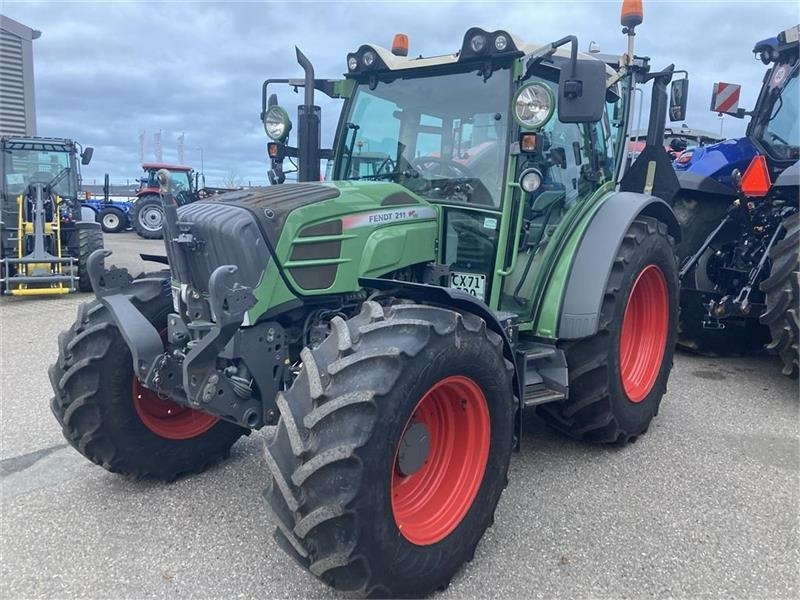 Fendt 211 Vario TMS - Traktor: bild 2 Fendt 211 Vario TMS - Traktor: bild 2