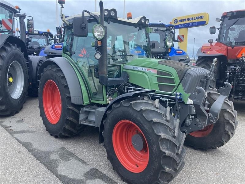 Fendt 211 Vario TMS - Traktor: bild 1 Fendt 211 Vario TMS - Traktor: bild 1