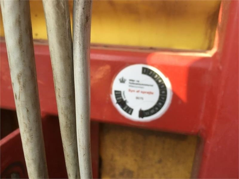 Hardi Mega 1200L 21m LPZ - Traktorburen spruta: bild 4 Hardi Mega 1200L 21m LPZ - Traktorburen spruta: bild 4