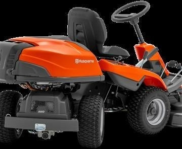 Husqvarna R 216T AWD inkl. 103 cm klippebord - Gräsklippare: bild 2 Husqvarna R 216T AWD inkl. 103 cm klippebord - Gräsklippare: bild 2