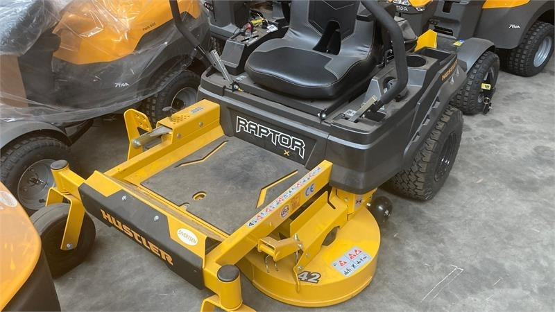 Hustler Raptor X 42 - Gräsklippare: bild 1 Hustler Raptor X 42 - Gräsklippare: bild 1