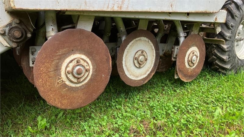 Kongskilde DEMETER MULTISEED 4000 - Såmaskin: bild 4 Kongskilde DEMETER MULTISEED 4000 - Såmaskin: bild 4