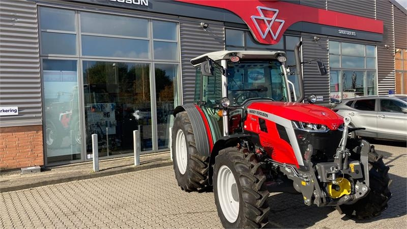 Massey Ferguson 3AL.95 Frontlift og PTO - Traktor: bild 3 Massey Ferguson 3AL.95 Frontlift og PTO - Traktor: bild 3