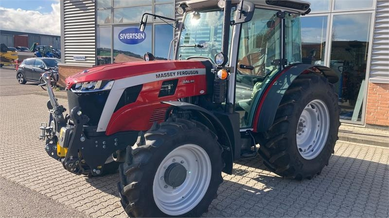 Massey Ferguson 3AL.95 Frontlift og PTO - Traktor: bild 1 Massey Ferguson 3AL.95 Frontlift og PTO - Traktor: bild 1