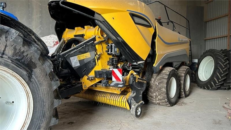 New Holland BB 1290 RC HD - Fyrkantspress: bild 3 New Holland BB 1290 RC HD - Fyrkantspress: bild 3