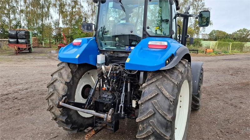 Traktor New Holland T5.115 EC: bild 8