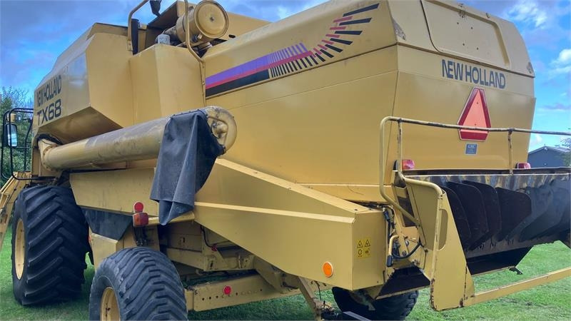 New Holland TX68 FSH - Skördetröska: bild 2 New Holland TX68 FSH - Skördetröska: bild 2