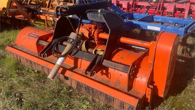 Perfect KM-270 Front og Bagmontering - Slåttermaskin: bild 2 Perfect KM-270 Front og Bagmontering - Slåttermaskin: bild 2