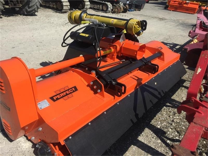 Perfect KM-300 Front og Bagmontering - Slagklippare: bild 3 Perfect KM-300 Front og Bagmontering - Slagklippare: bild 3