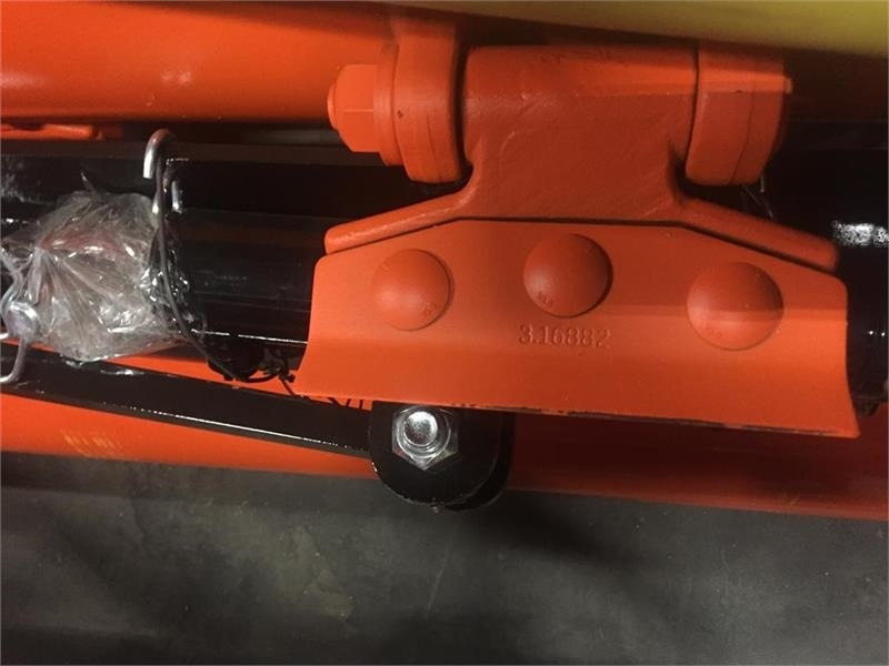 Perfect KM-300 Front og Bagmontering - Slagklippare: bild 4 Perfect KM-300 Front og Bagmontering - Slagklippare: bild 4