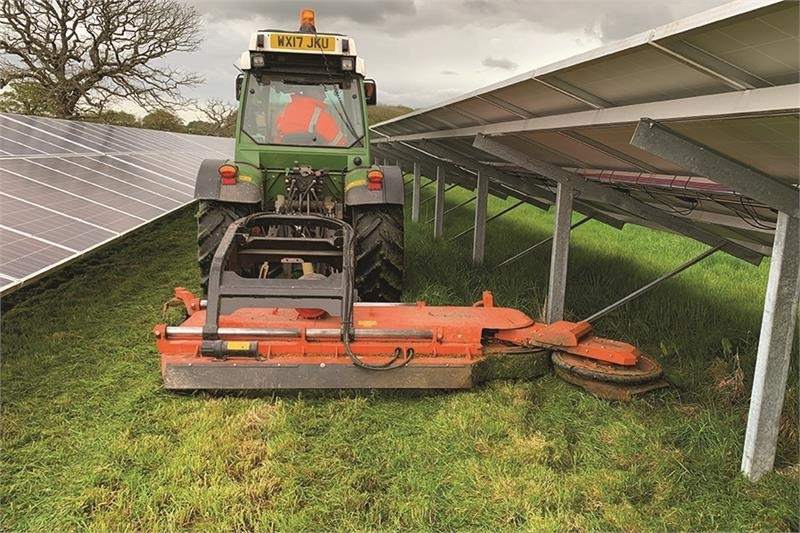 Perfect Sunswing 325 Til Solcelleparker - Slagklippare: bild 2 Perfect Sunswing 325 Til Solcelleparker - Slagklippare: bild 2