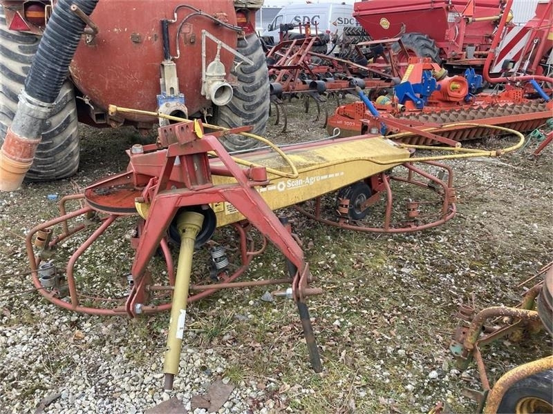 Scan-Rake SR 400 - Hövändare: bild 1 Scan-Rake SR 400 - Hövändare: bild 1