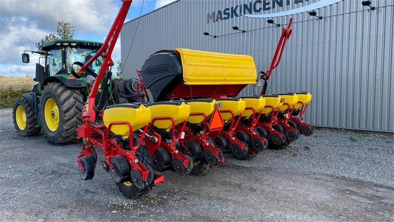 Vaderstad Tempo F 8RK. - Såmaskin: bild 1 Vaderstad Tempo F 8RK. - Såmaskin: bild 1
