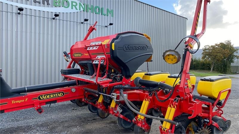 Vaderstad Tempo F 8RK. - Såmaskin: bild 2 Vaderstad Tempo F 8RK. - Såmaskin: bild 2
