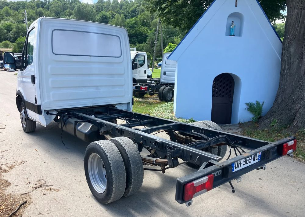 Iveco DAILY 35C13 ramo do zabudowy kiper wywrotka - Chassi lastbil: bild 4 Iveco DAILY 35C13 ramo do zabudowy kiper wywrotka - Chassi lastbil: bild 4
