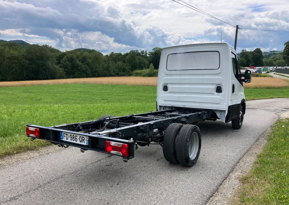 Iveco DAILY 35C14 ramo do zabudowy kiper wywrotka - Chassi lastbil: bild 3 Iveco DAILY 35C14 ramo do zabudowy kiper wywrotka - Chassi lastbil: bild 3