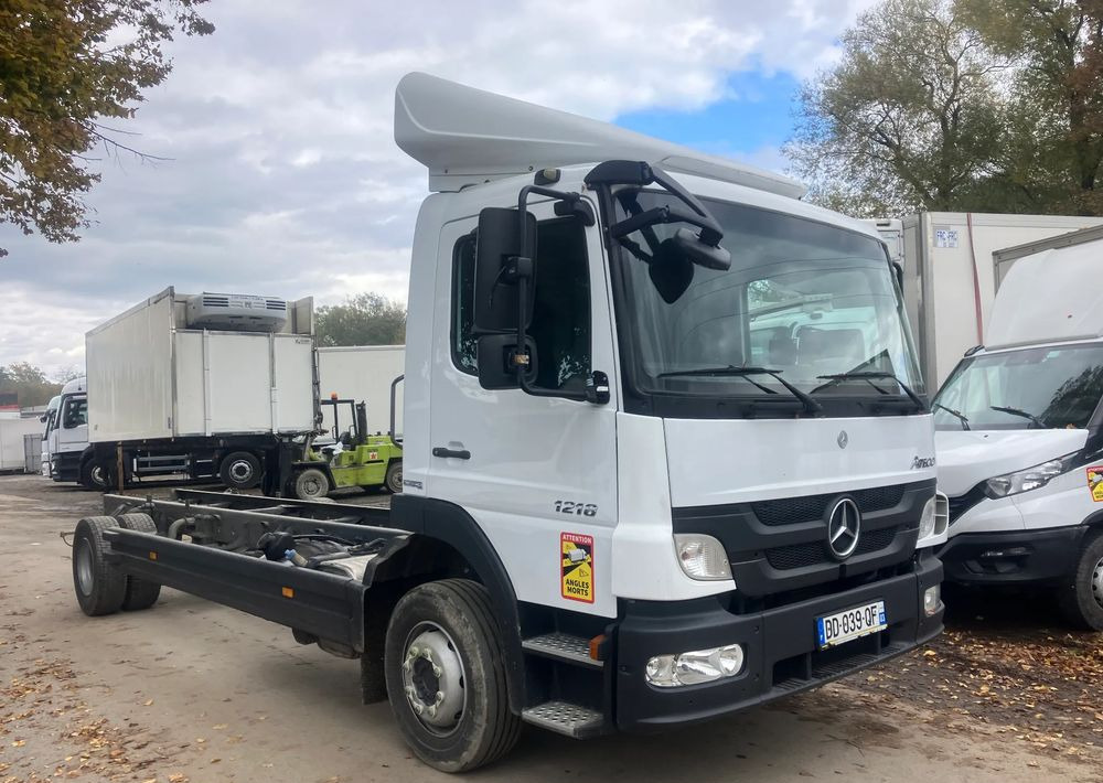 Mercedes-Benz Mercedes Atego 1218 Rama do zabudowy kiper beczka hakowiec laweta - Chassi lastbil: bild 2 Mercedes-Benz Mercedes Atego 1218 Rama do zabudowy kiper beczka hakowiec laweta - Chassi lastbil: bild 2