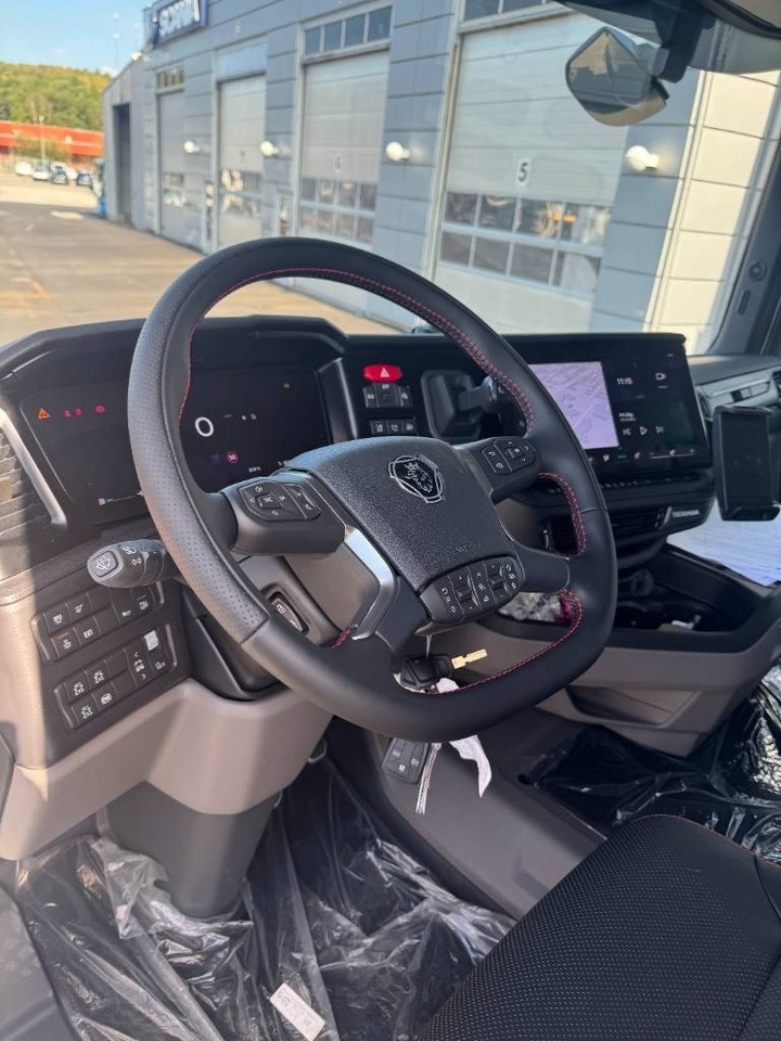 Scania R 590 8x4*4 Joab Lastväxlare - Lastväxlare lastbil: bild 2 Scania R 590 8x4*4 Joab Lastväxlare - Lastväxlare lastbil: bild 2