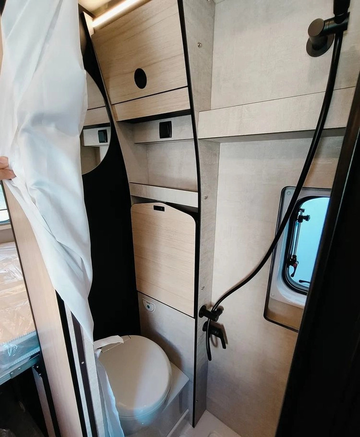 Ny Campingbil FORD Rimor NEW Ford Van 238 Truma Diesel Roller Shutters Remis AUTOMAT: bild 7