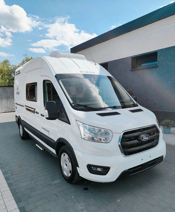 FORD Rimor NEW Ford Van 238 Truma Diesel Roller Shutters Remis AUTOMAT - Campingbil: bild 1 FORD Rimor NEW Ford Van 238 Truma Diesel Roller Shutters Remis AUTOMAT - Campingbil: bild 1