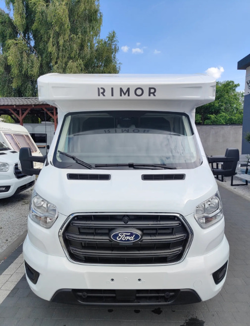RIMOR Rimor KILIG 95 Plus NEW Retrofitted 5 Passenger Winter Camera Navigation - Campingbil: bild 4 RIMOR Rimor KILIG 95 Plus NEW Retrofitted 5 Passenger Winter Camera Navigation - Campingbil: bild 4