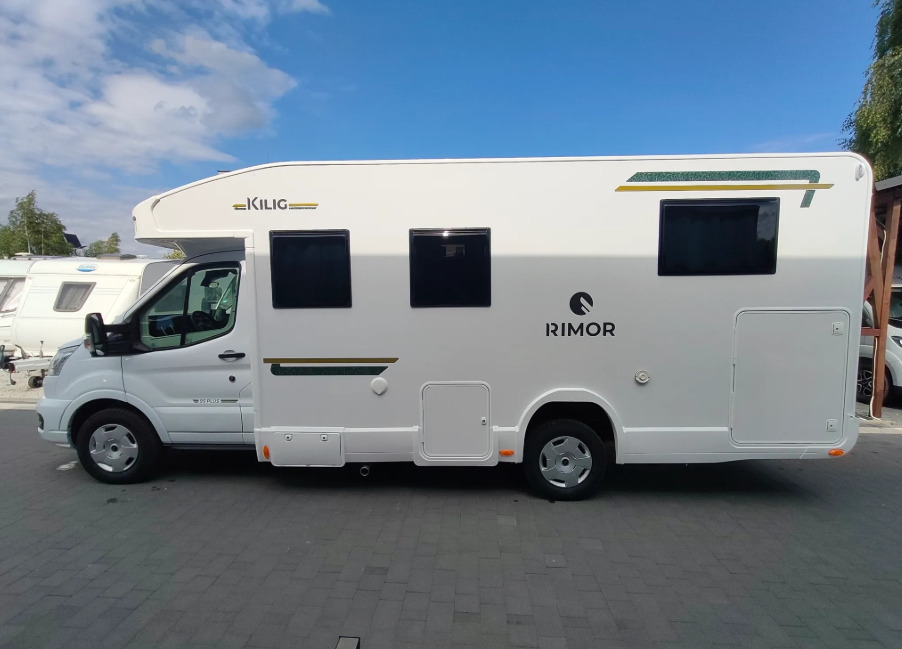 RIMOR Rimor KILIG 95 Plus NEW Retrofitted 5 Passenger Winter Camera Navigation - Campingbil: bild 3 RIMOR Rimor KILIG 95 Plus NEW Retrofitted 5 Passenger Winter Camera Navigation - Campingbil: bild 3