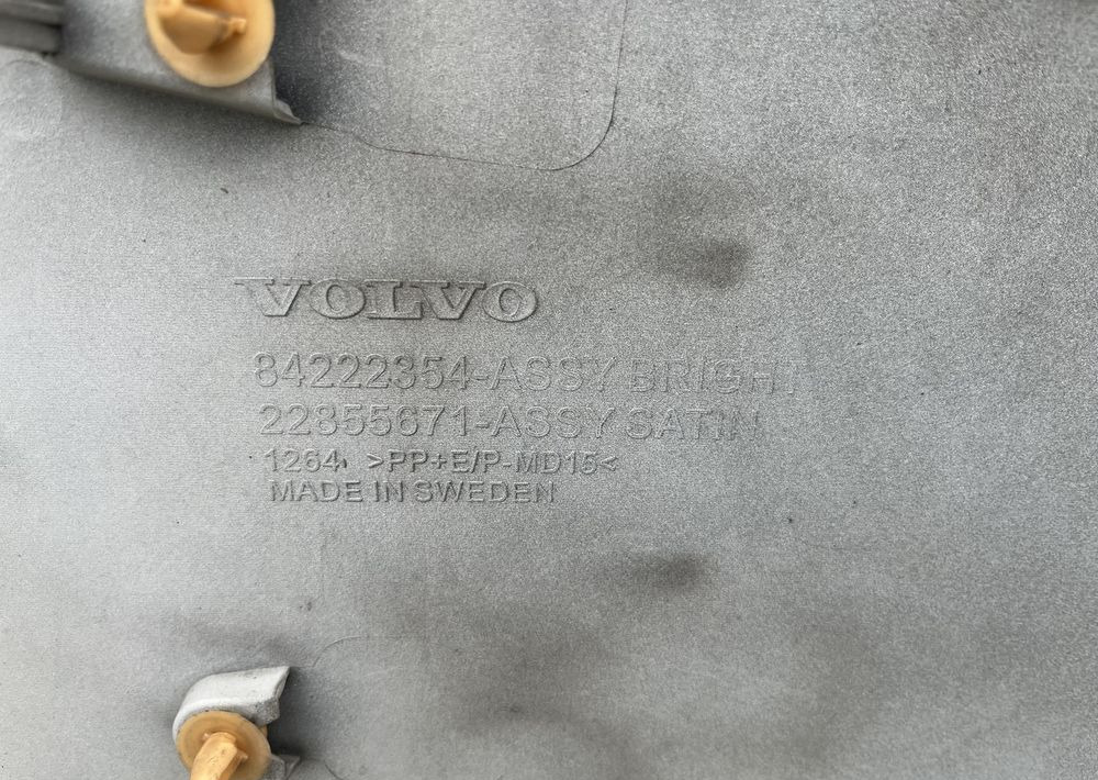 Blenda na maskę Volvo FH5 euro 6 FH 5 - Huv för Lastbil: bild 3 Blenda na maskę Volvo FH5 euro 6 FH 5 - Huv för Lastbil: bild 3